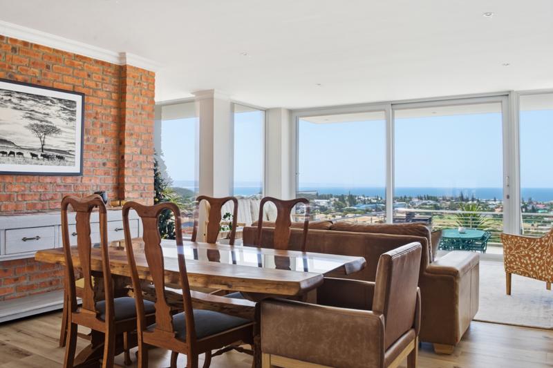 4 Bedroom Property for Sale in Hartenbos Heuwels Western Cape